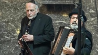 Musikerinnen und Musiker bei einem Auftritt  in der Saarbrücker Synagoge